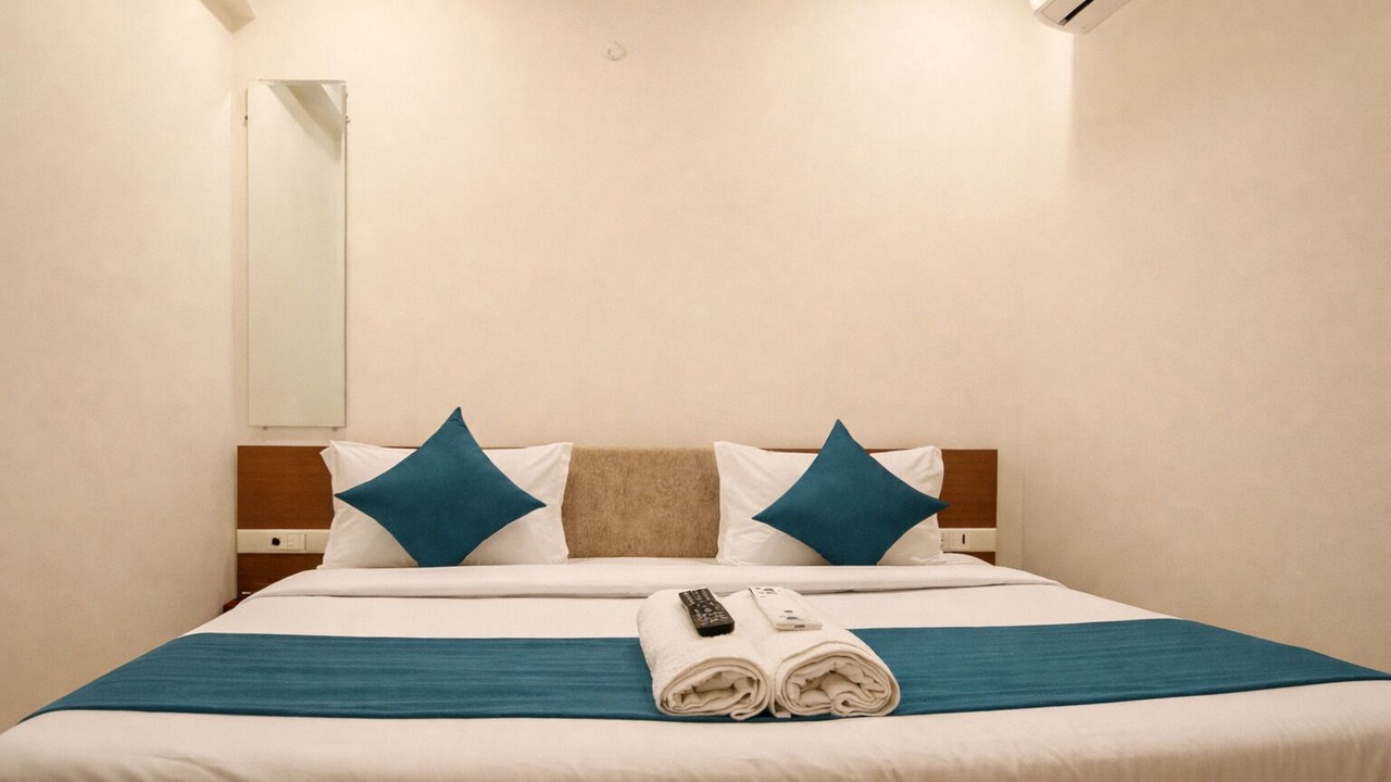 Photo of Bedroom in Rajkot