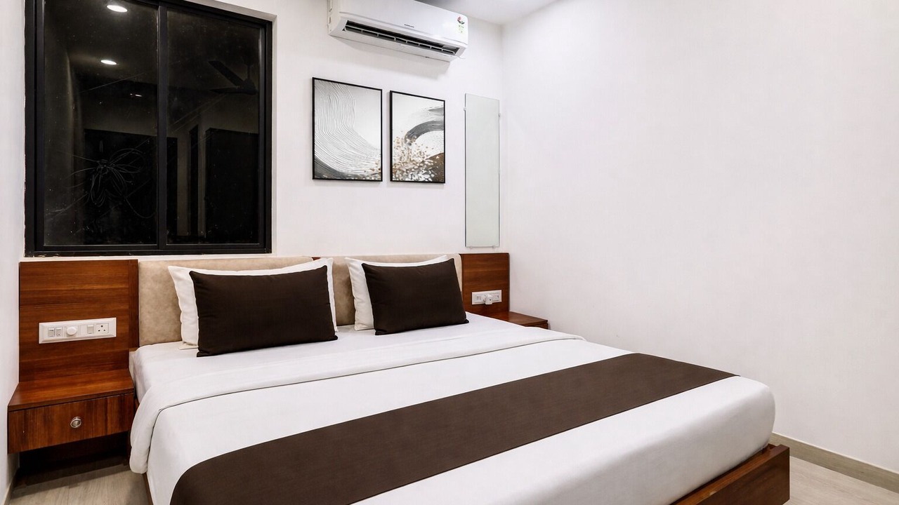 Photo of Bedroom in Rajkot