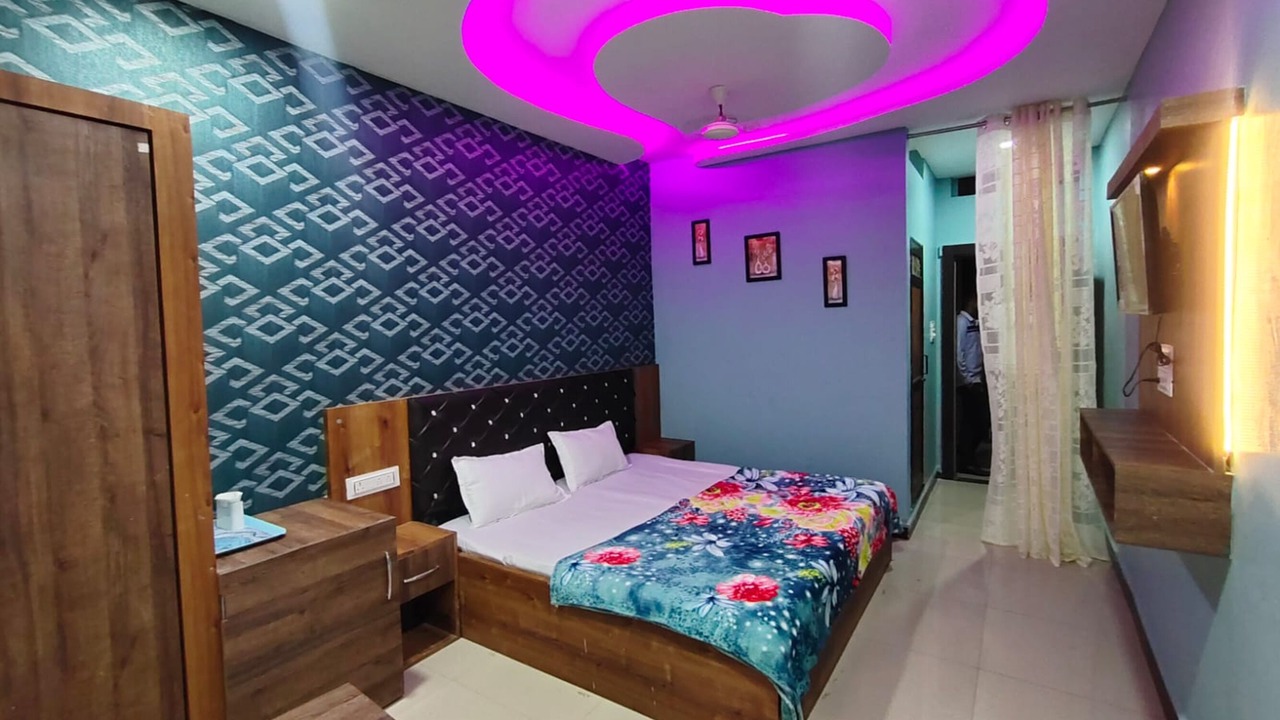 Photo of Bedroom in Mandsaur