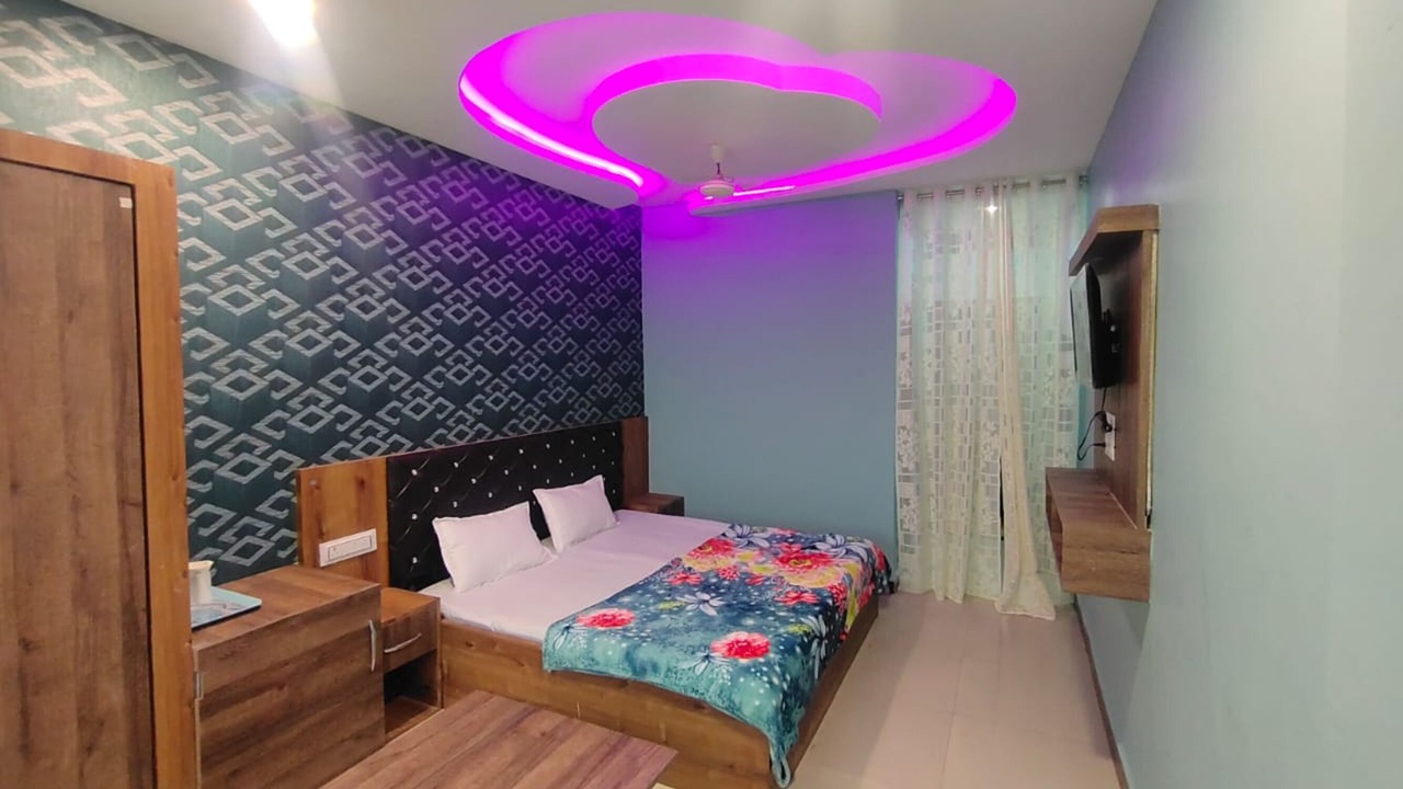 Photo of Bedroom in Mandsaur