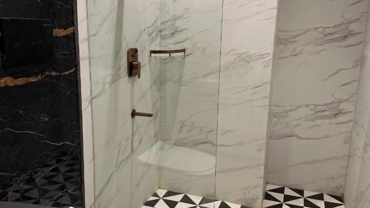 Photo of Bathroom in Abu Road