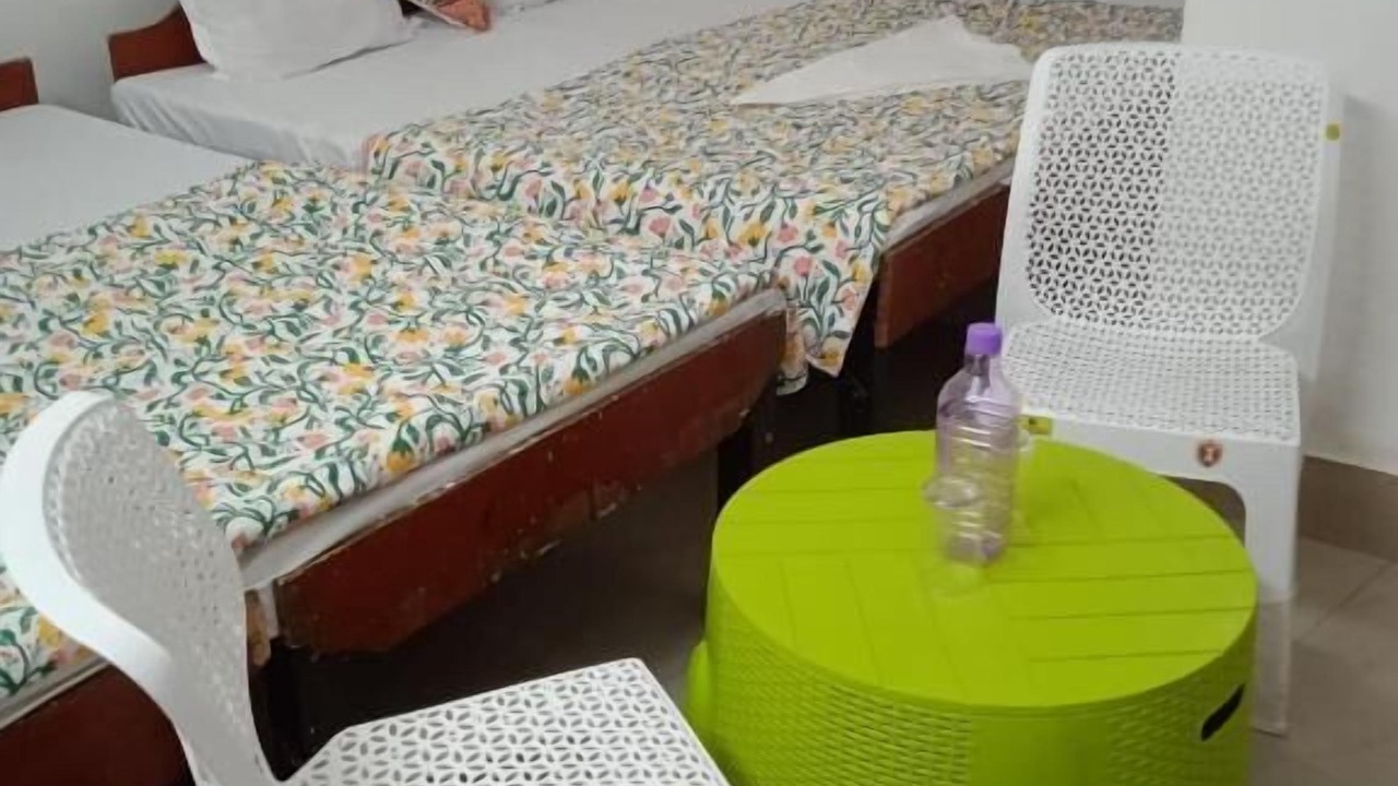 Photo of Bedroom in Uttarkashi