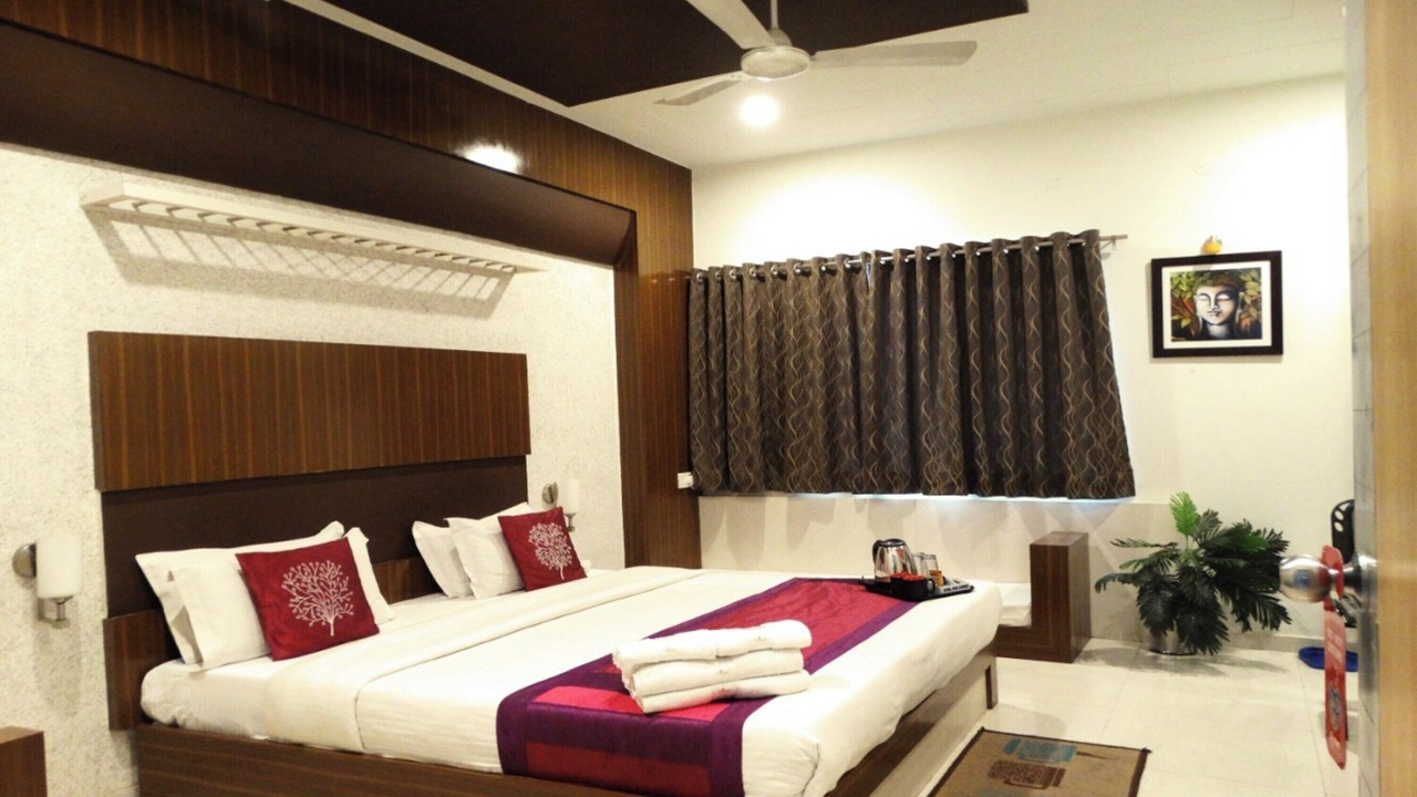 Photo of Bedroom in Rajkot