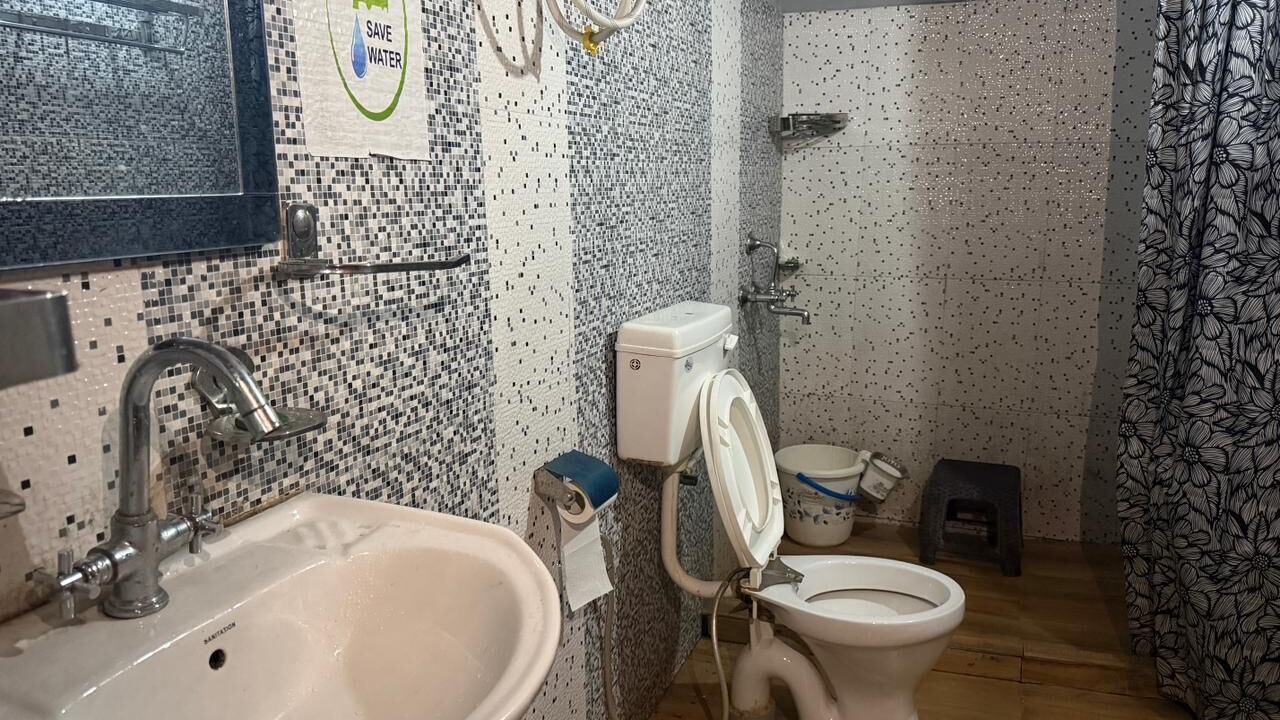 Photo of Bathroom in Mukteshwar