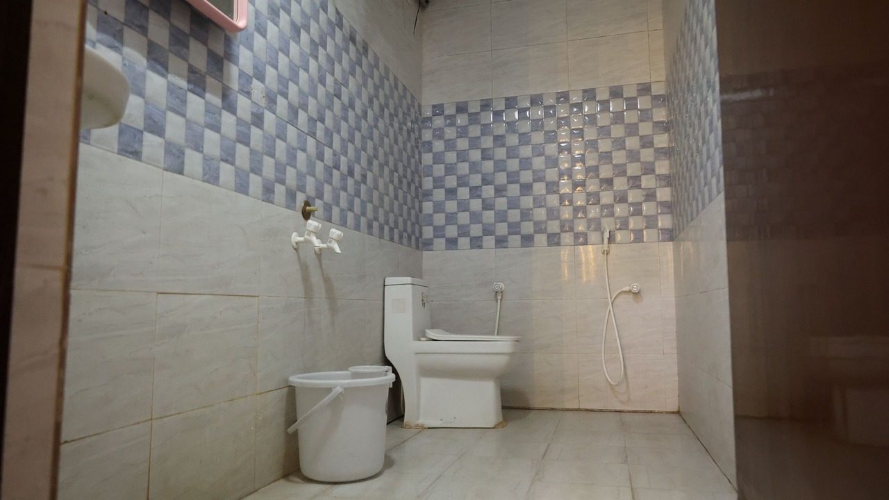 Photo of Bathroom in Dindigul