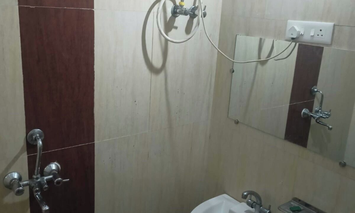 Photo of Bathroom in Tehri