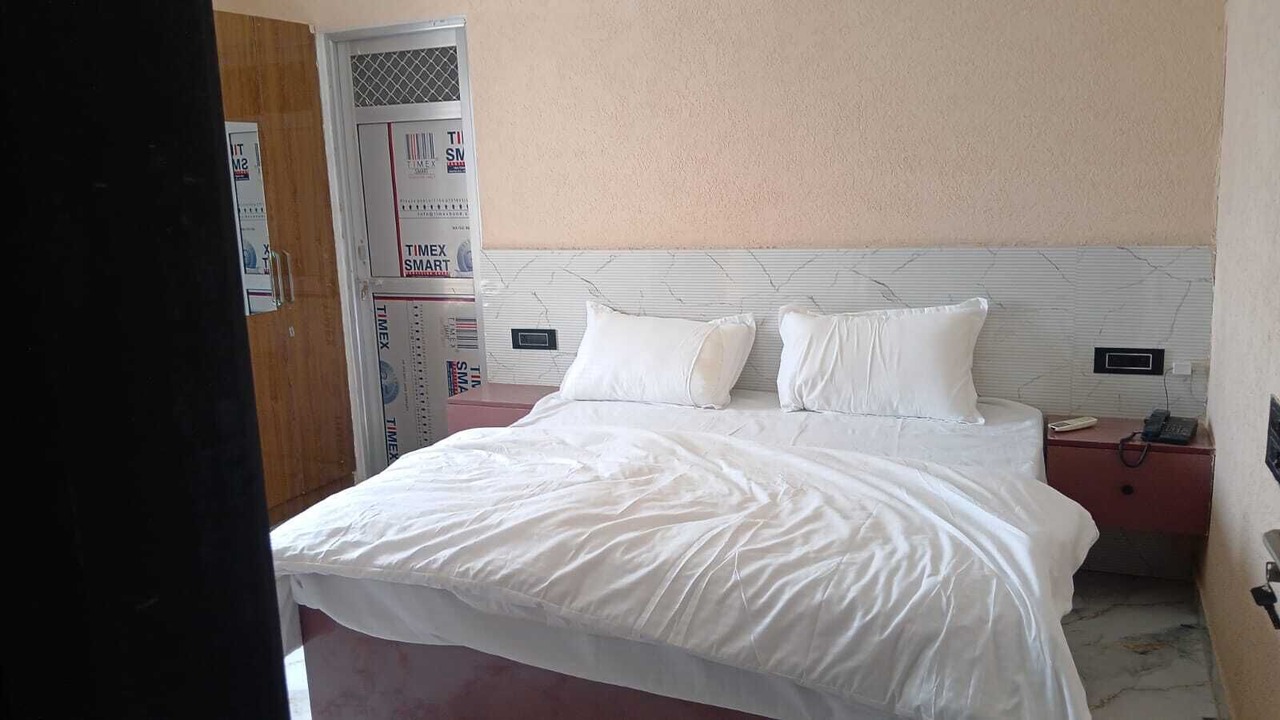 Photo of Bedroom in Mahwah