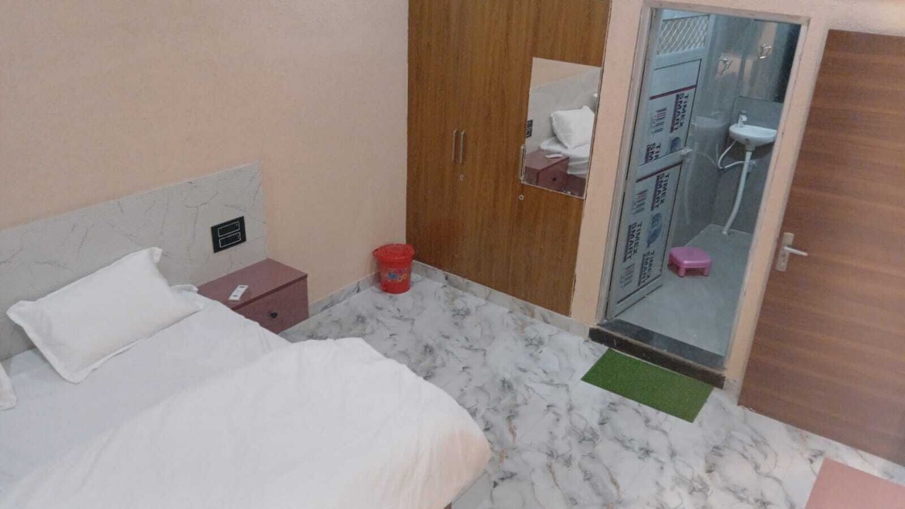 Photo of Bedroom in Mahwah