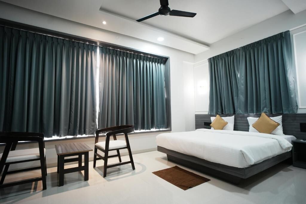 Photo of Bedroom in Solapur