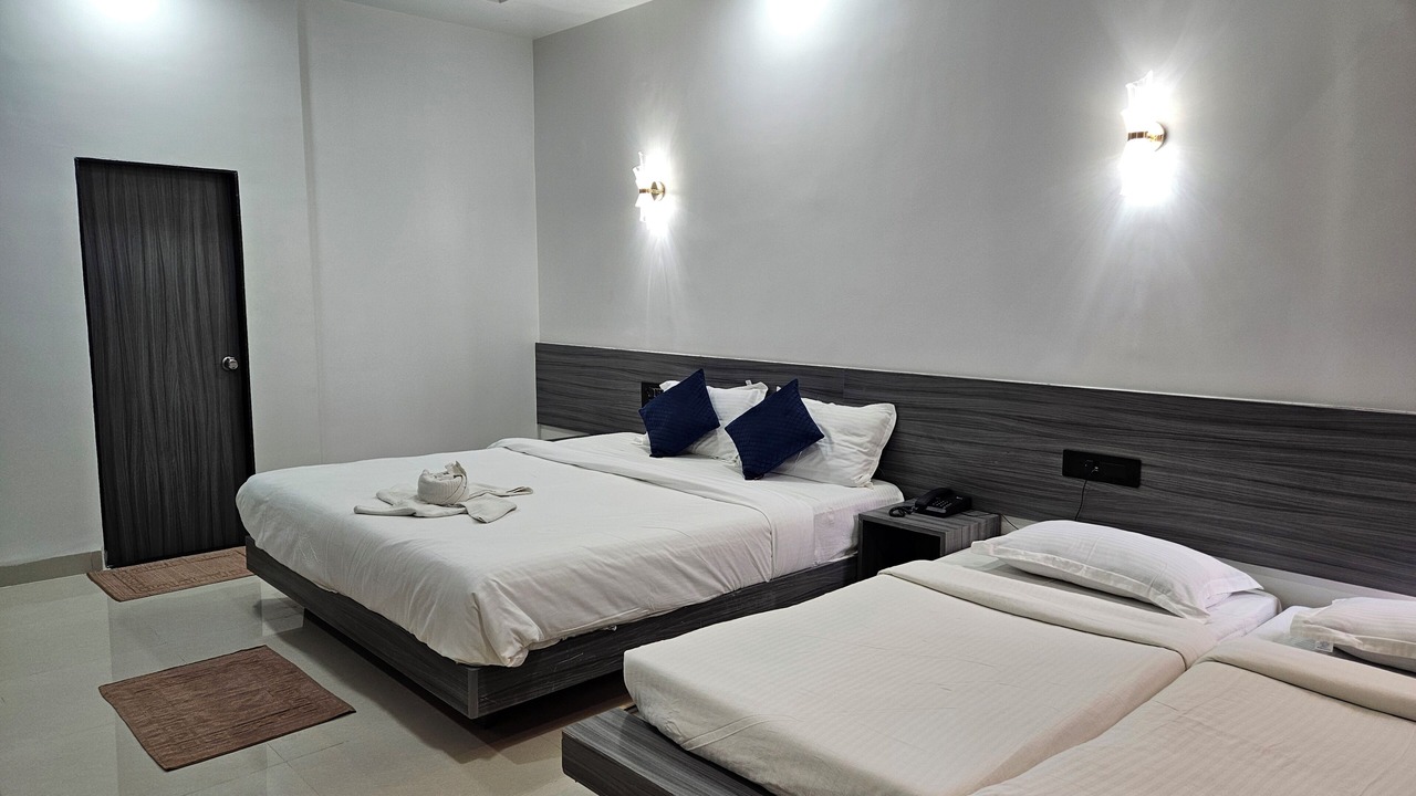 Photo of Bedroom in Solapur