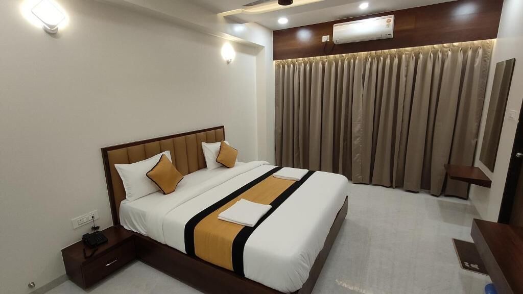 Photo of Bedroom in Daulatabad