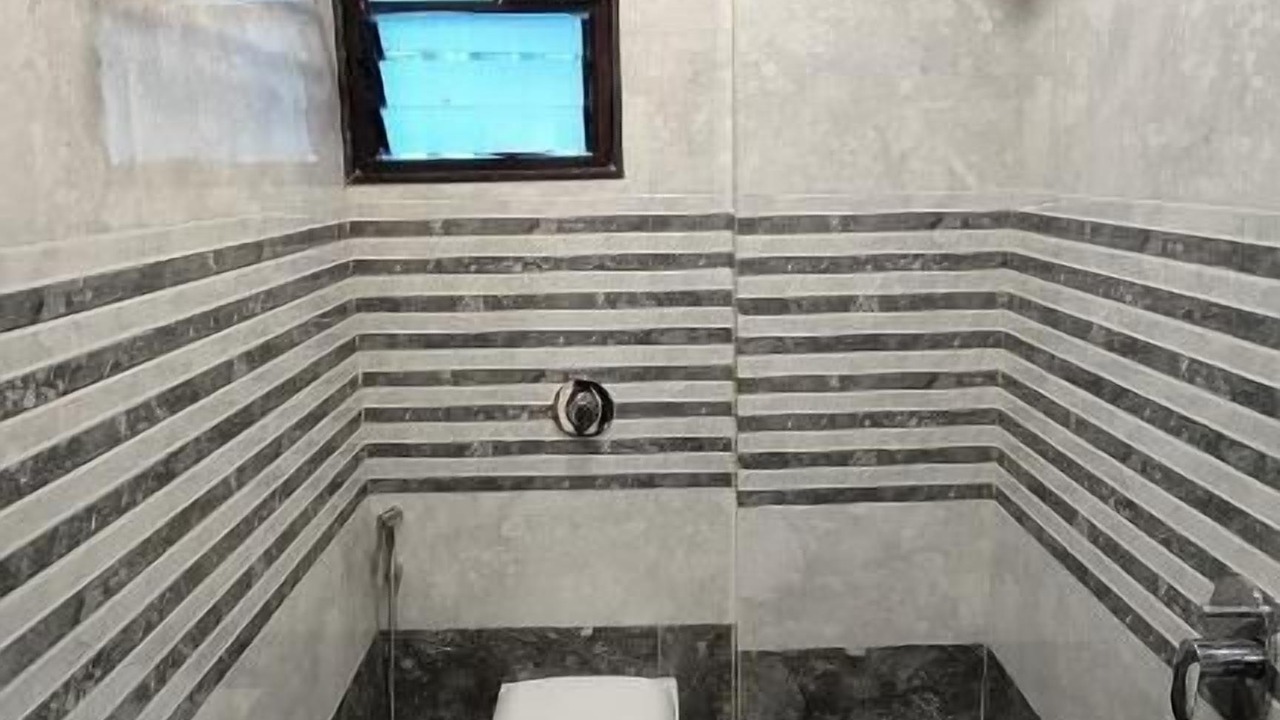 Photo of Bathroom in Daulatabad