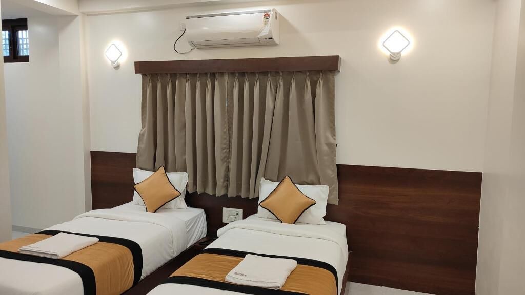 Photo of Bedroom in Daulatabad