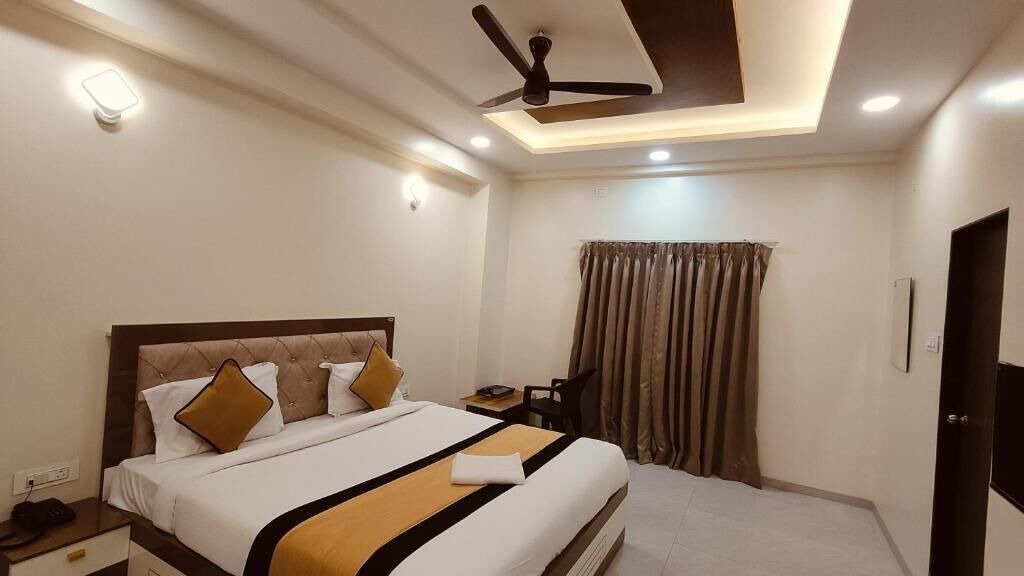 Photo of Bedroom in Daulatabad