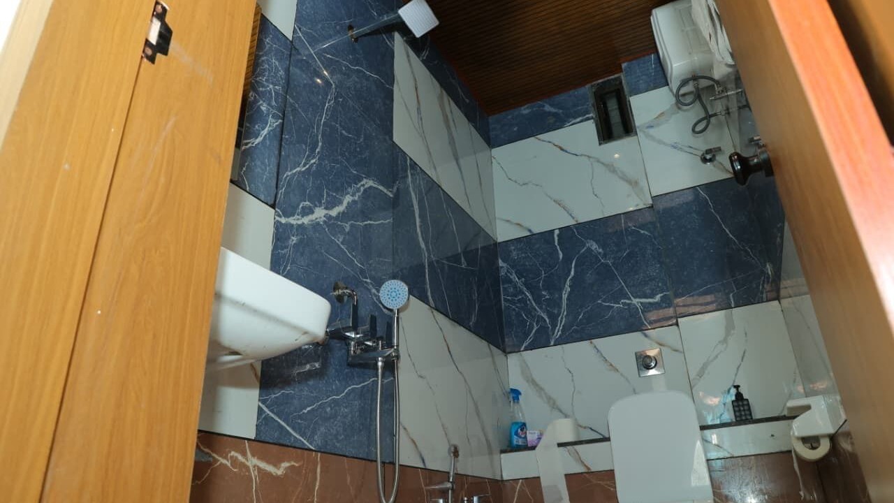 Photo of Bathroom in Jath