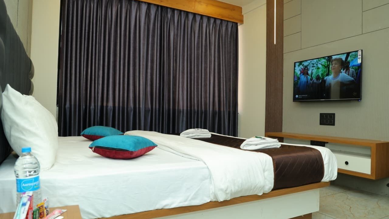 Photo of Bedroom in Jath