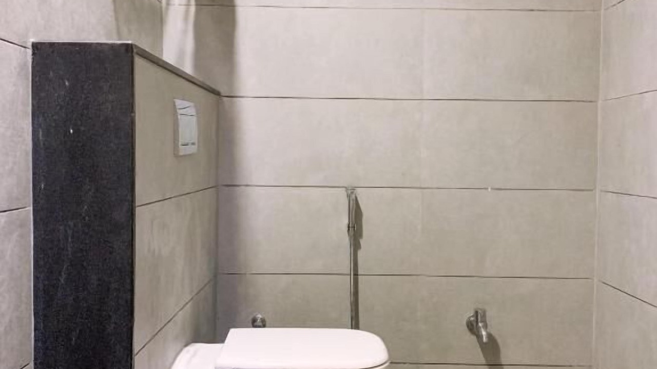 Photo of Bathroom in Dharapuram
