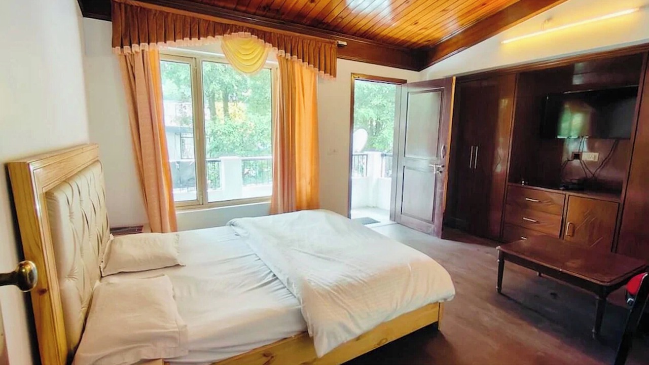 Photo of Bedroom in Nainital