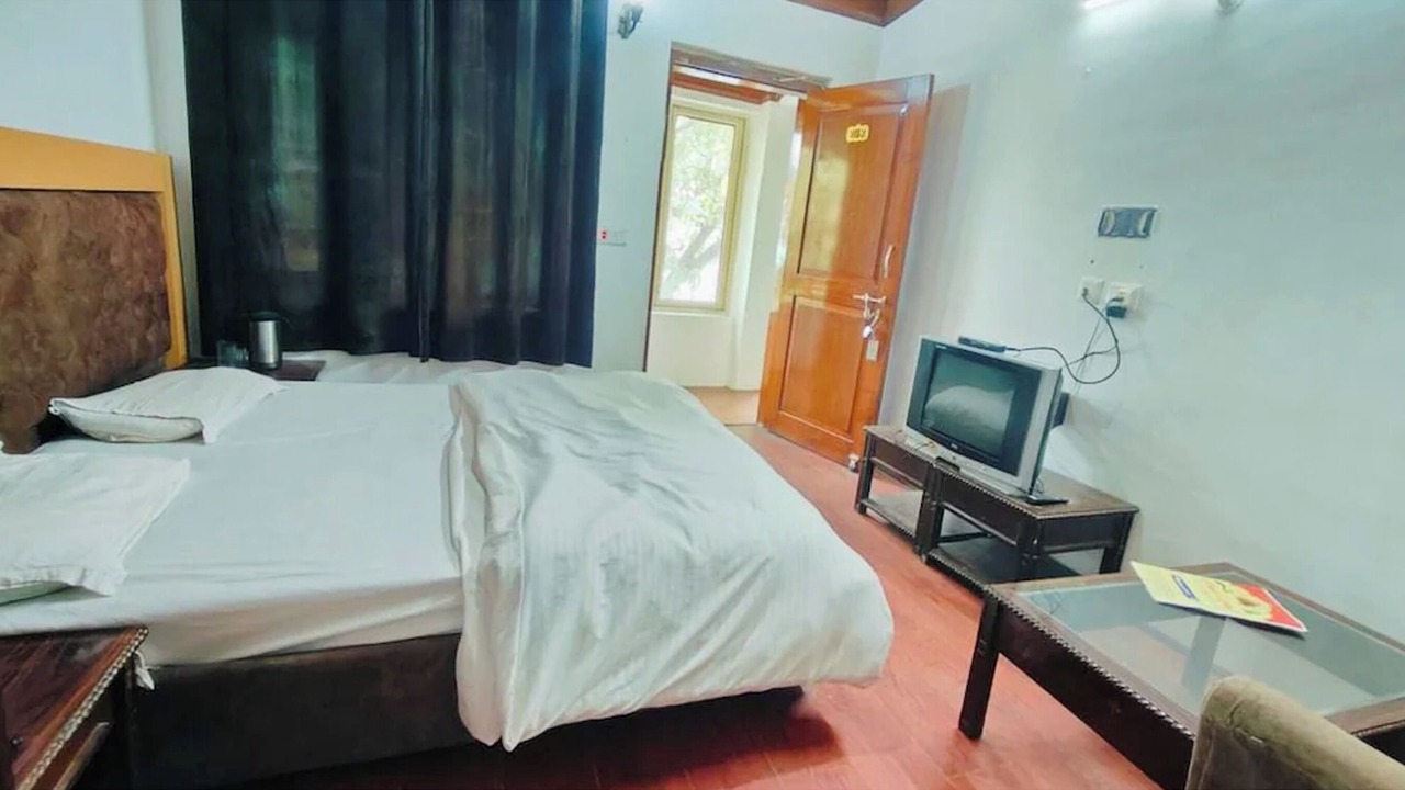 Photo of Bedroom in Nainital