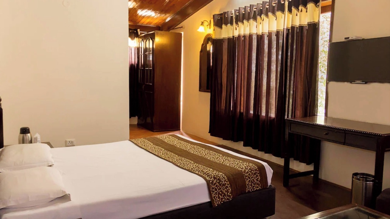 Photo of Bedroom in Nainital