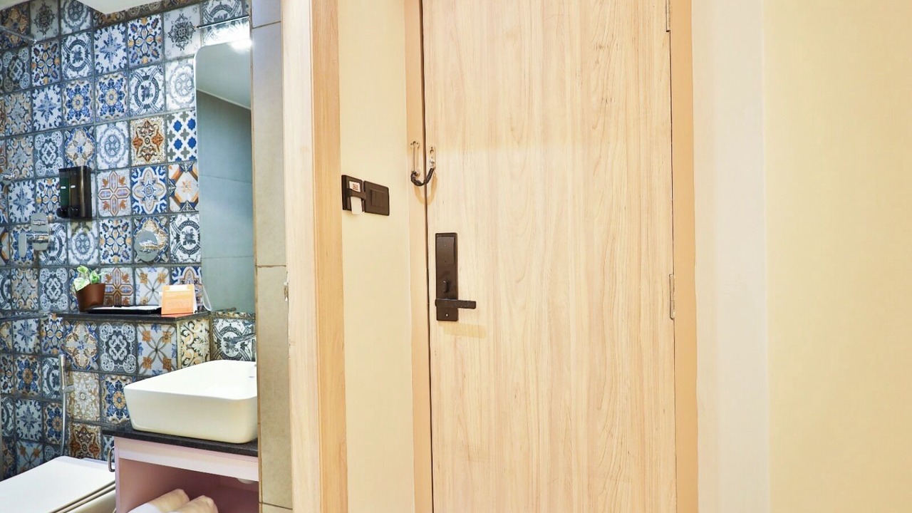 Photo of Bathroom in Adyar