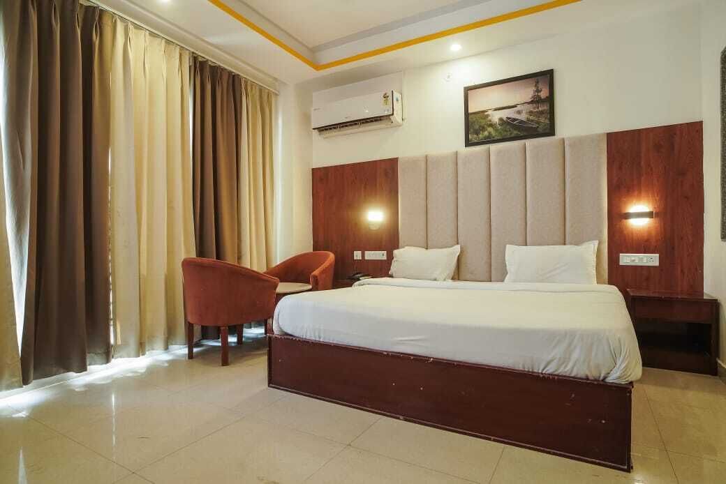 Photo of Bedroom in Tapovan