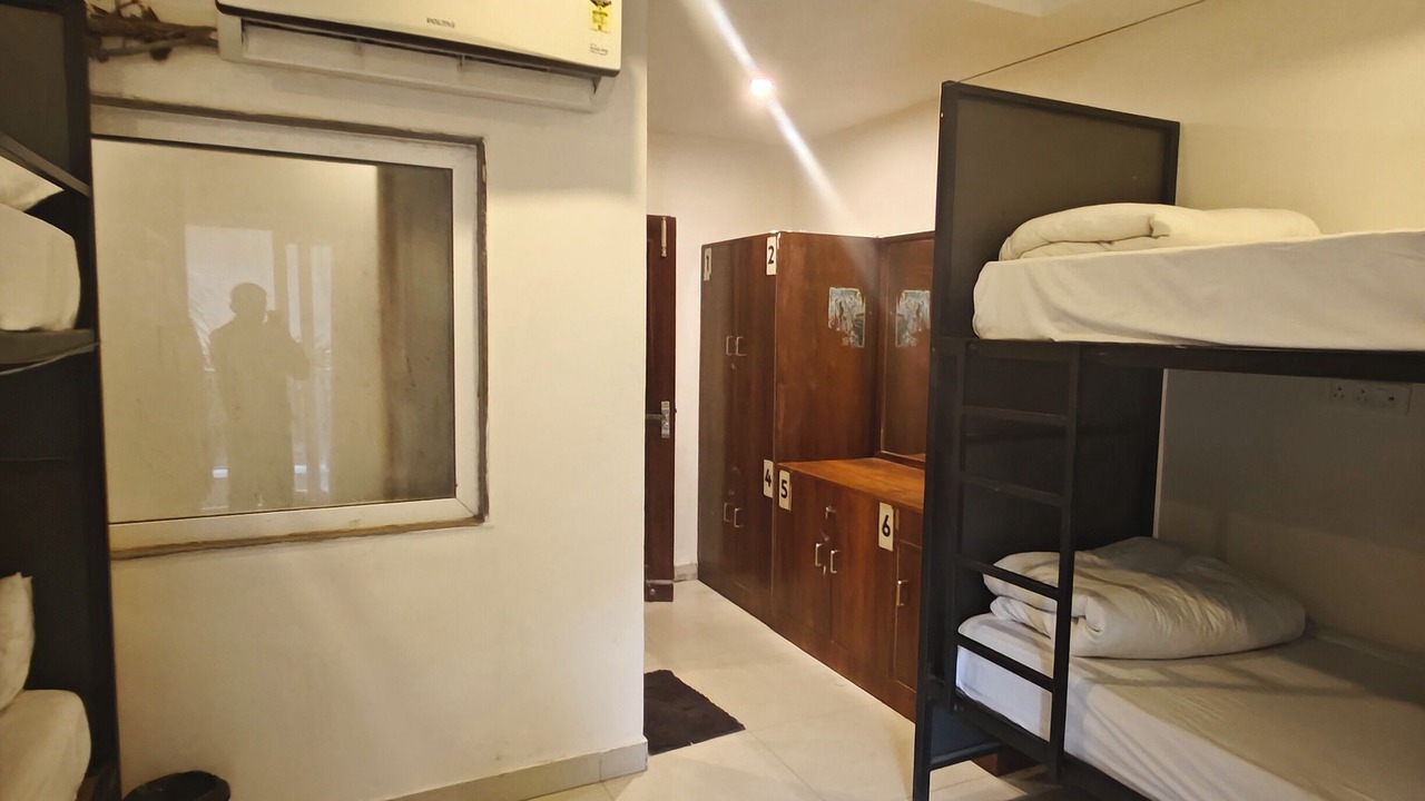 Photo of Bedroom in Tapovan