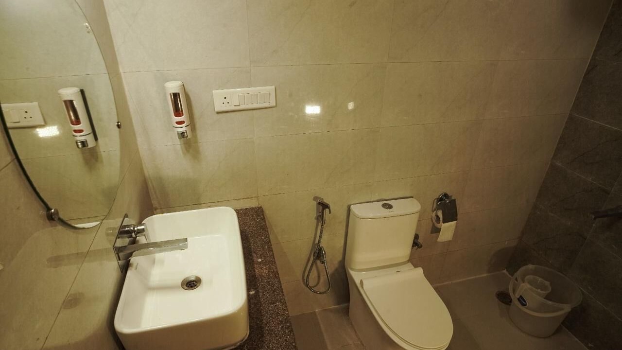 Photo of Bathroom in Tapovan