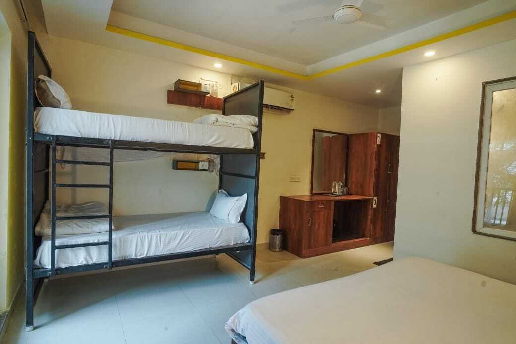 Photo of Bedroom in Tapovan