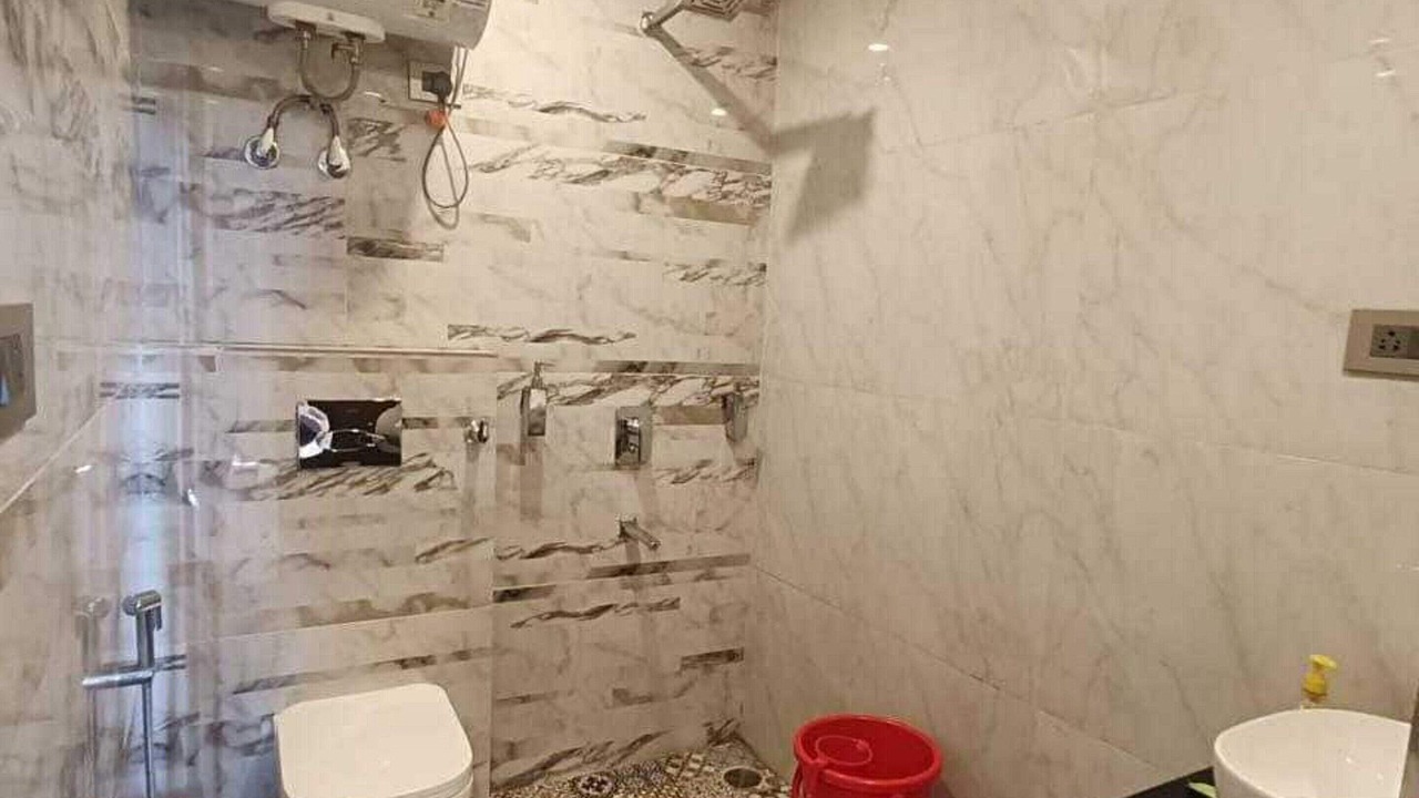 Photo of Bathroom in Lansdowne