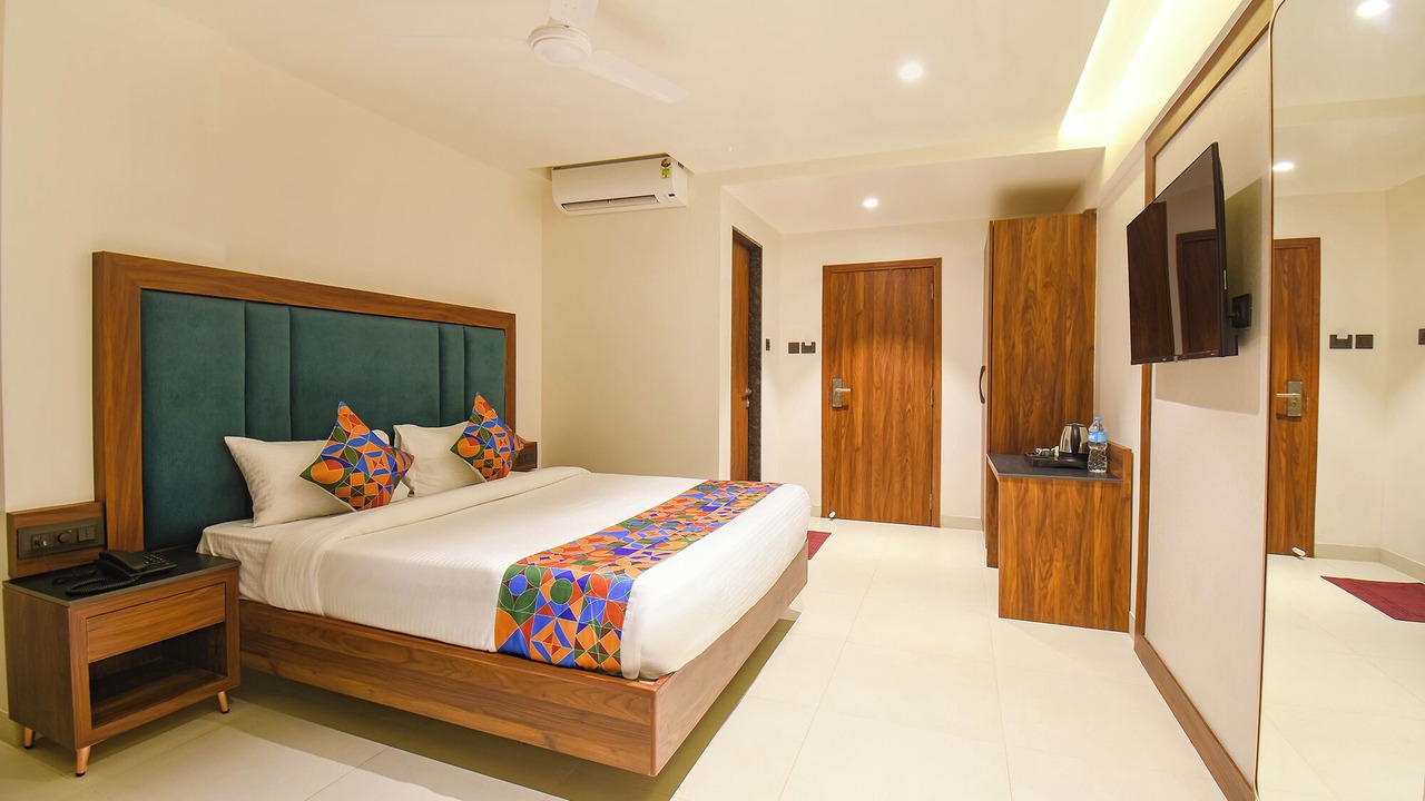 Photo of Bedroom in Karve Nagar