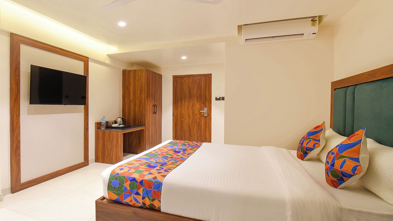 Photo of Bedroom in Karve Nagar