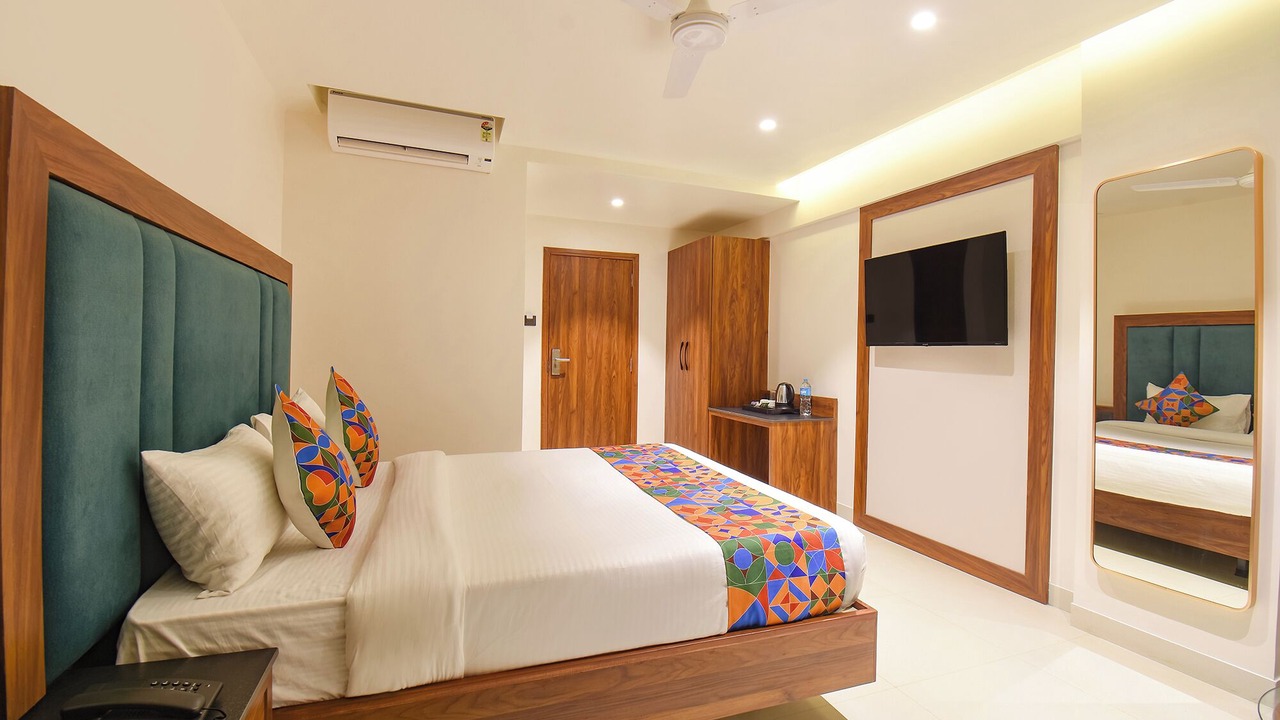 Photo of Bedroom in Karve Nagar