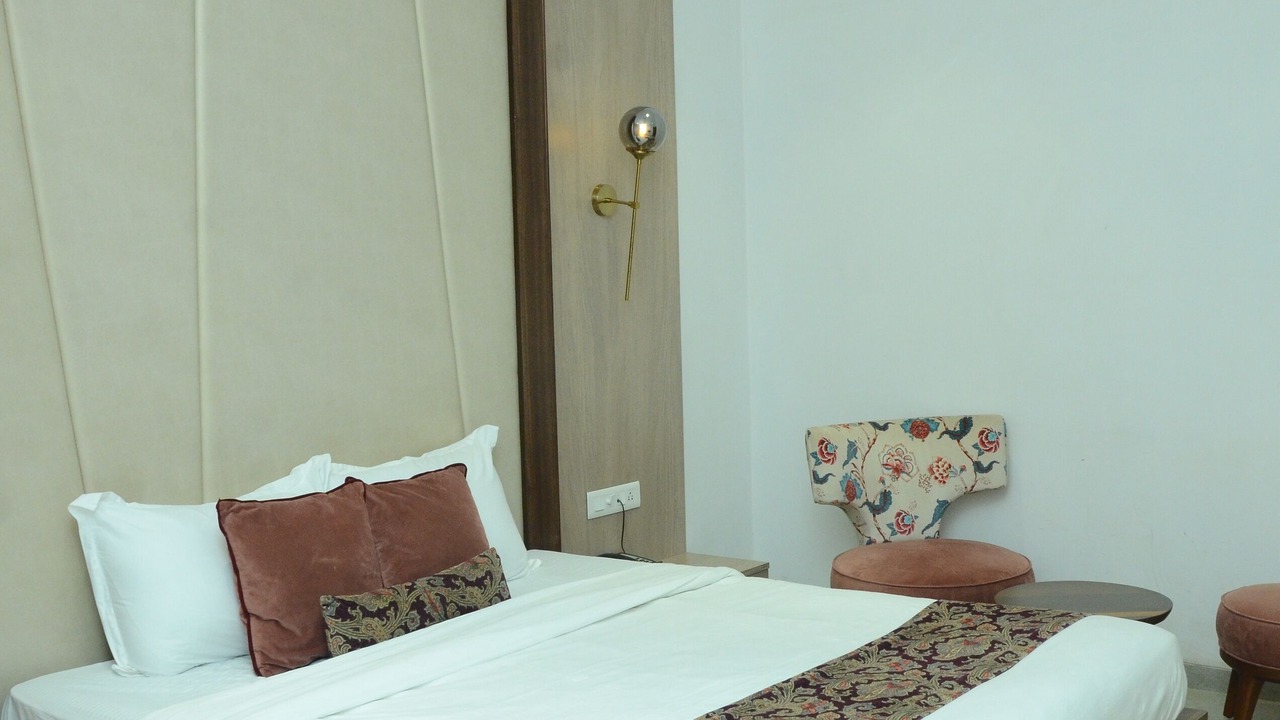 Photo of Bedroom in Valsad