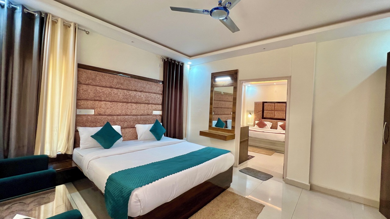 Photo of Bedroom in Lansdowne