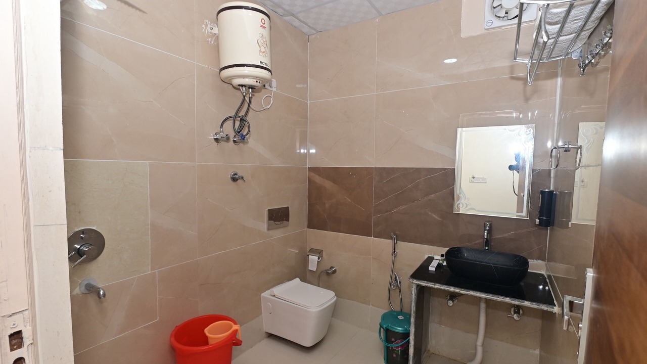 Photo of Bathroom in Lansdowne