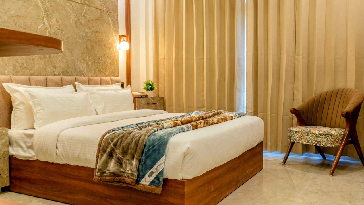 Photo of Bedroom in Badrinath
