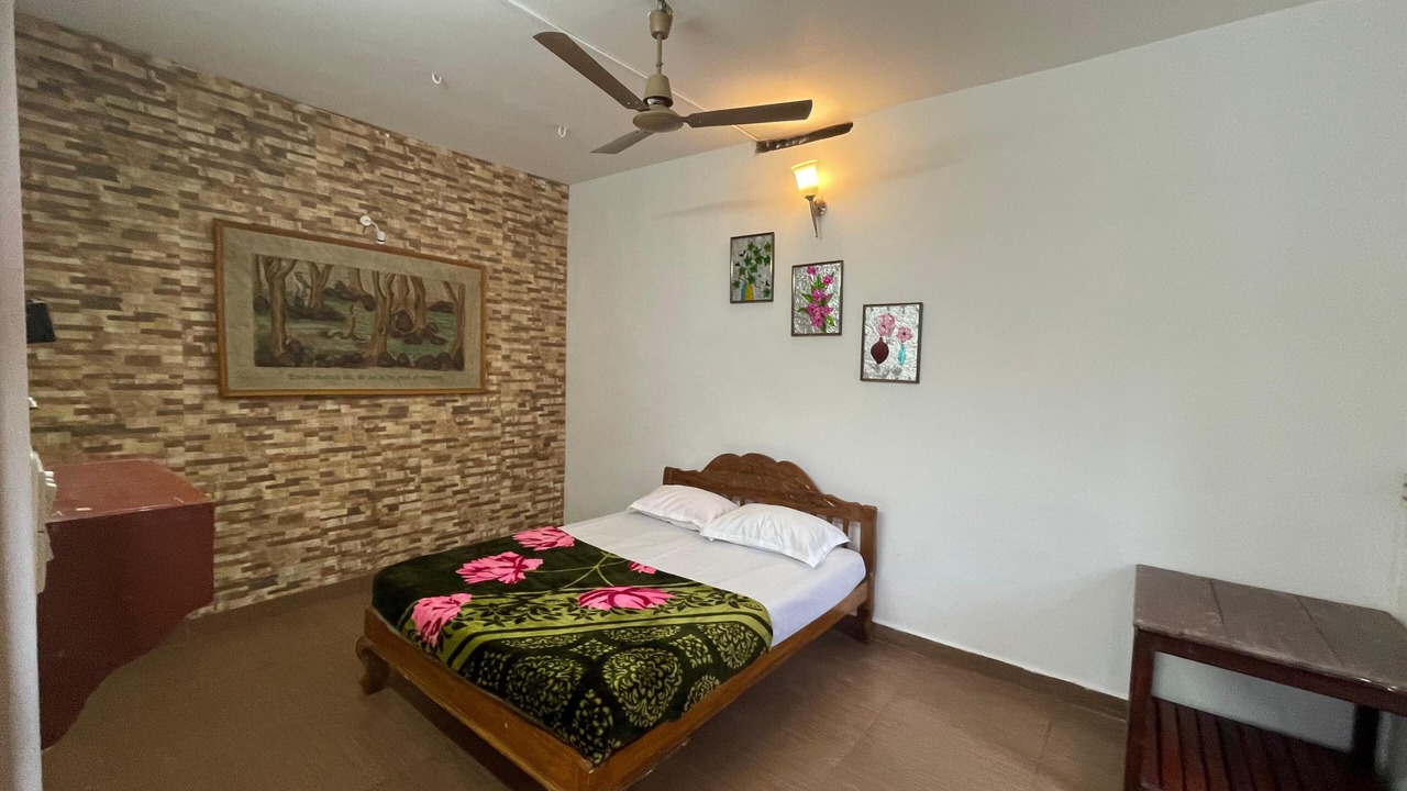 Photo of Bedroom in Anachal