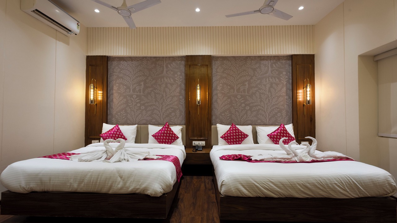 Photo of Bedroom in Mahmoorganj