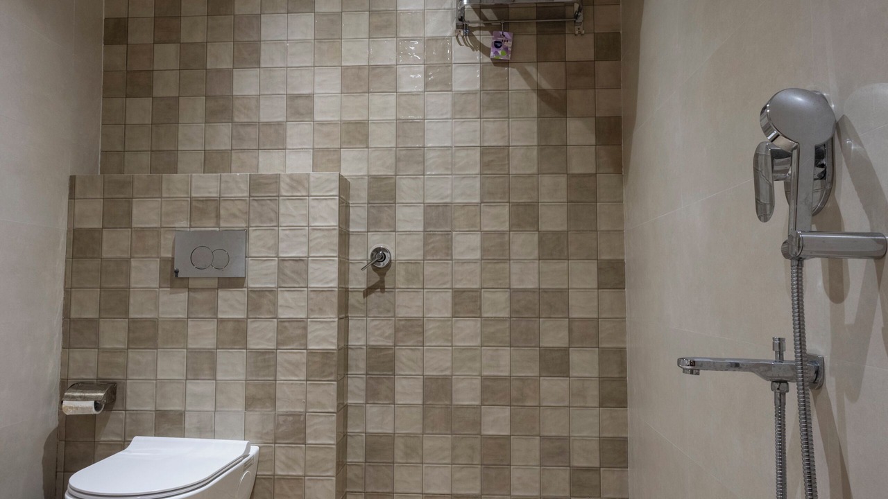 Photo of Bathroom in Mahmoorganj