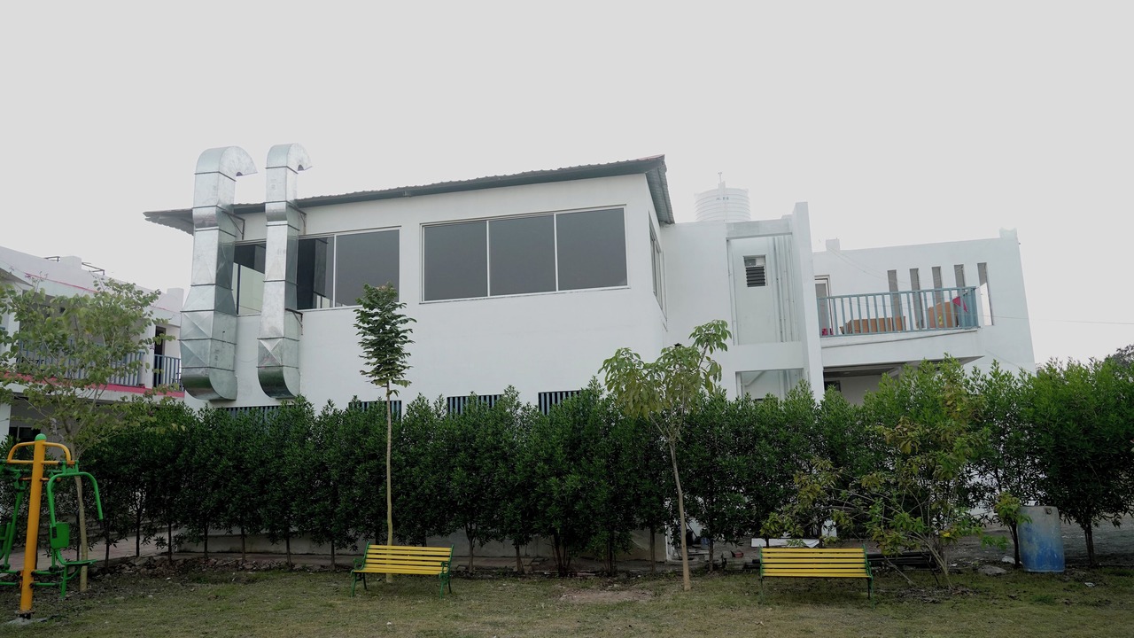 Photo of Outdoor in Pawni