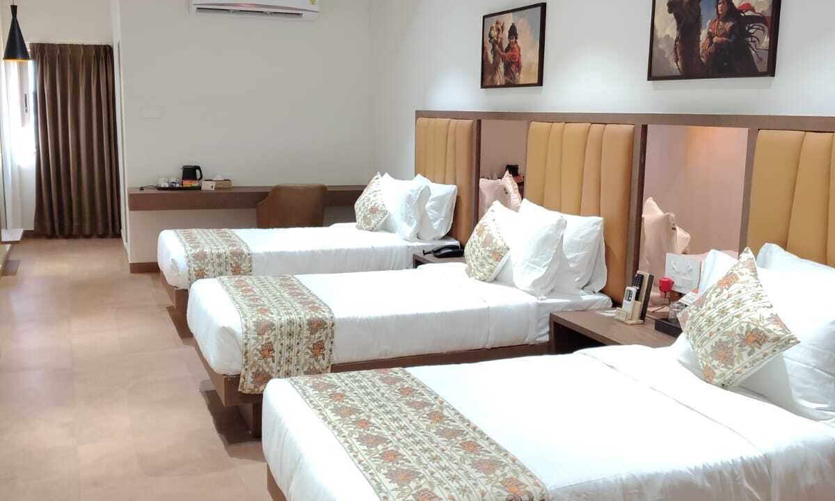 Photo of Bedroom in Mundra