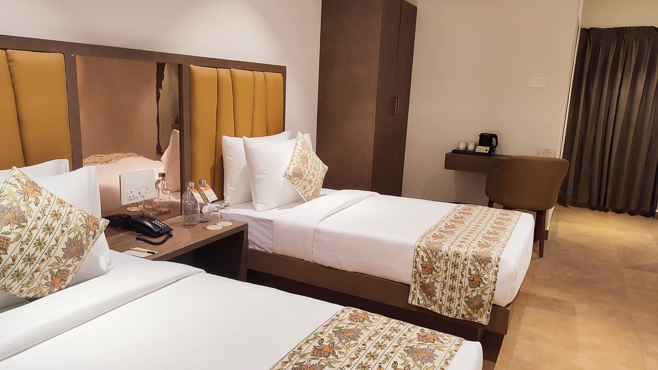 Photo of Bedroom in Mundra