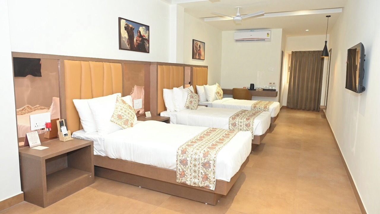 Photo of Bedroom in Mundra