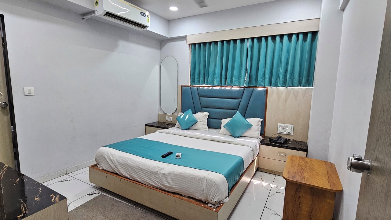 Photo of Bedroom in Gandhinagar