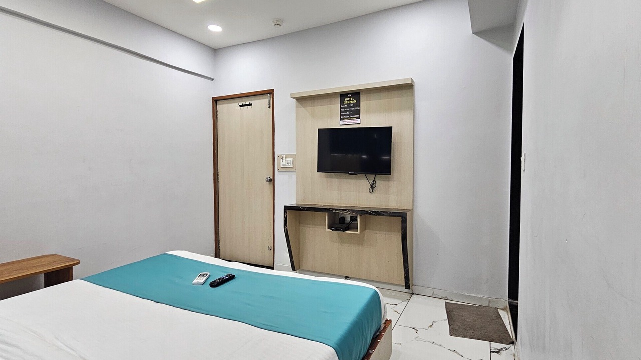 Photo of Bedroom in Gandhinagar