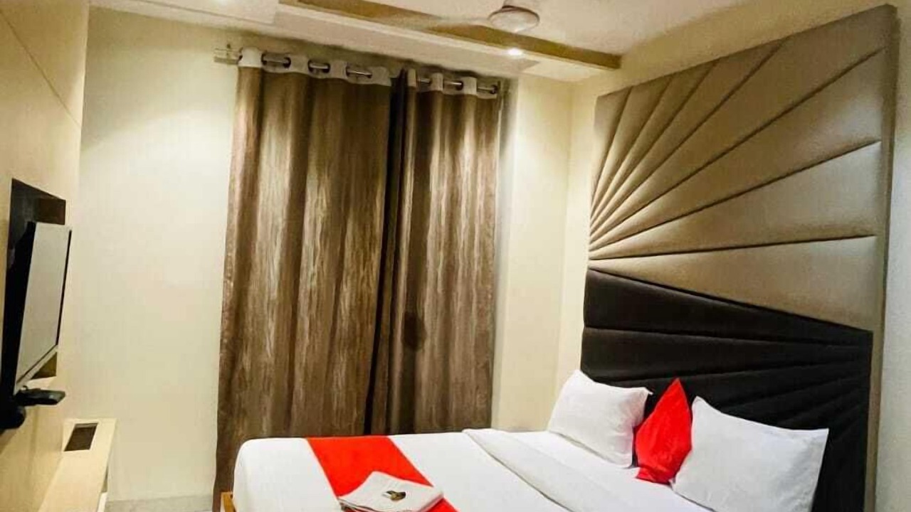 Photo of Bedroom in Bhopal