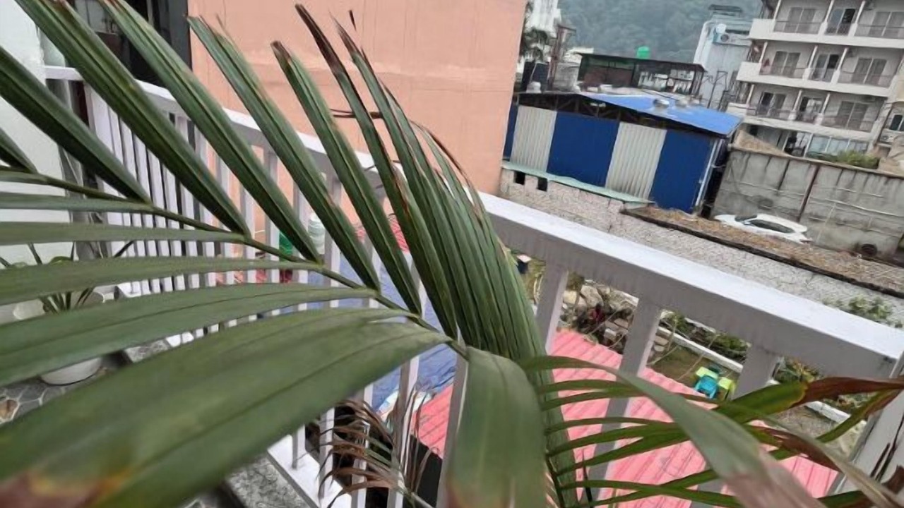 Photo of Patio Balcony in Tapovan