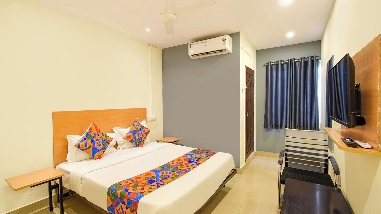 Photo of Bedroom in Ameerpet