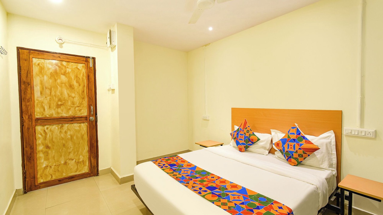Photo of Bedroom in Ameerpet